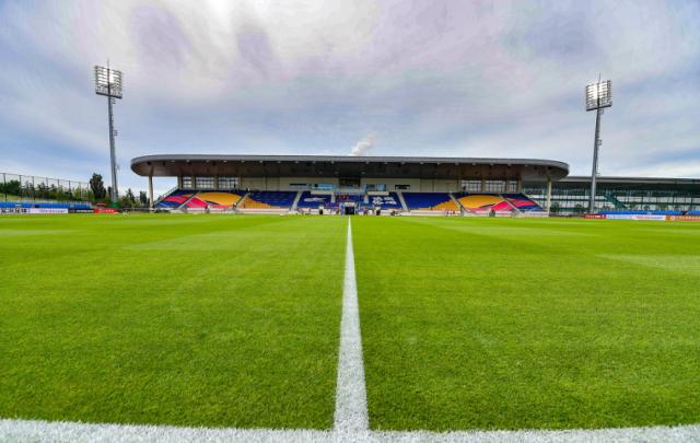 开云体育下载-中超赛会制也有优点？看看隔壁联赛的白癜风球场